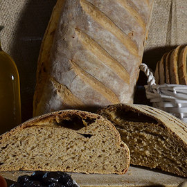 Ekşi Mayalı Tam Buğday Ekmeği