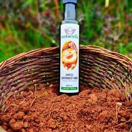 Kayısı Çekirdeği 100 Ml 65 Tl > 250 Ml 140 Tl