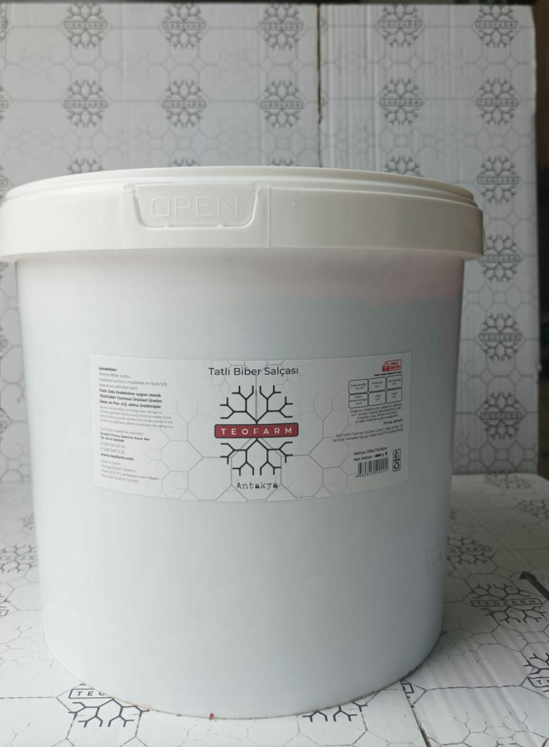 Tatlı Biber Salçası 20 Kg