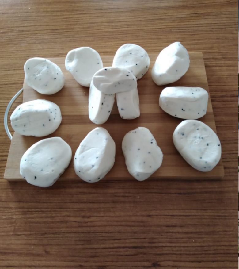 Çörek Otlu Lavaş Peynir 