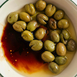 Kırma Karamani Yeşil Zeytin (Plastik Kavanoz)