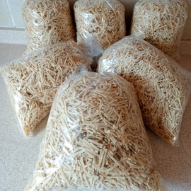 1 Kg Erişte Bol Yumurtalı