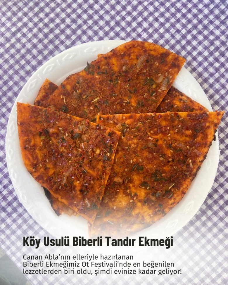 Biberli Tandır Ekmeği (Köy Usulü, Az Acılı)